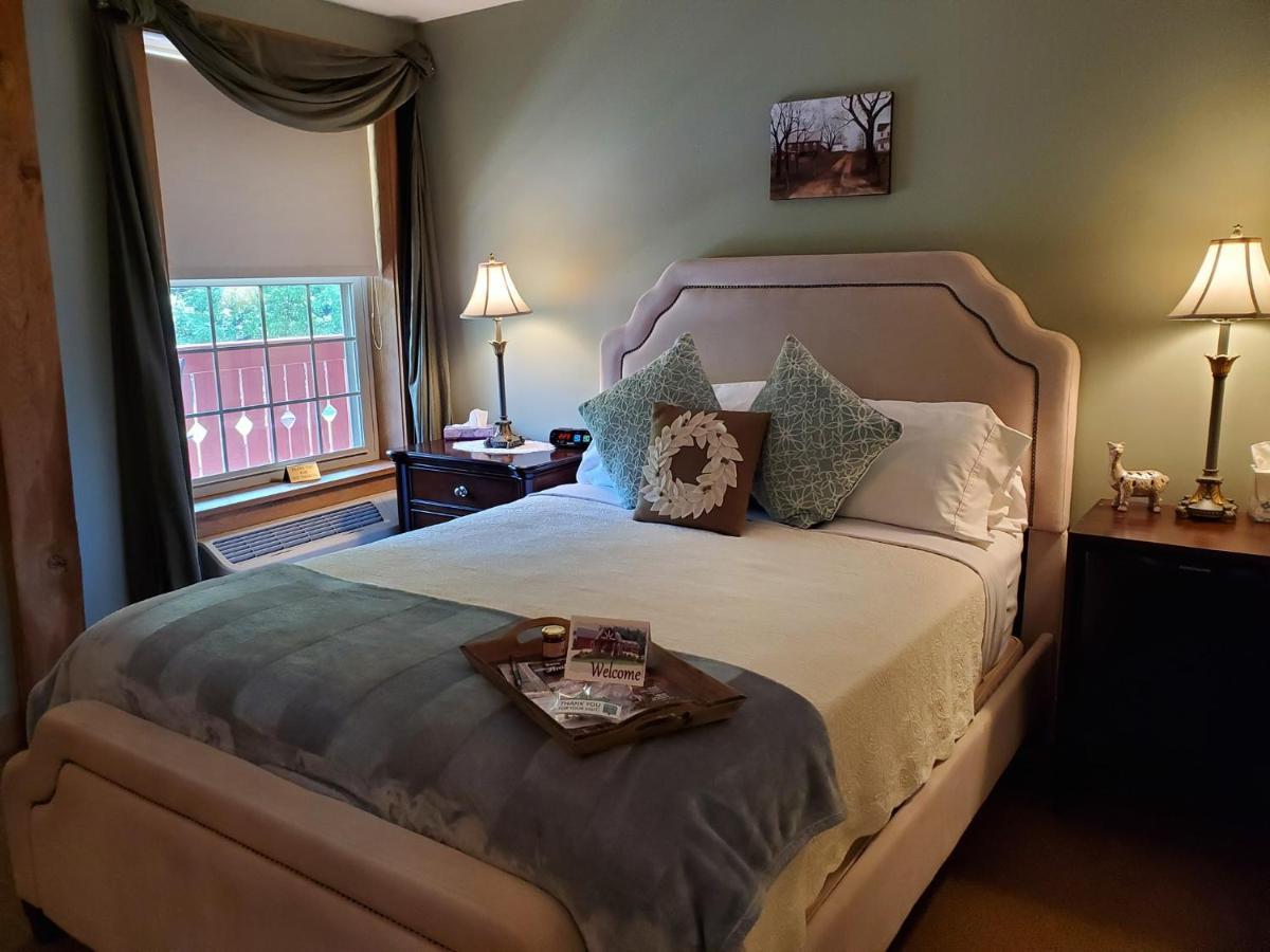 The Barn Inn Bed And Breakfast Millersburg Exterior photo