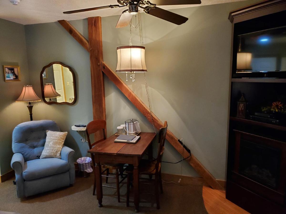 The Barn Inn Bed And Breakfast Millersburg Exterior photo