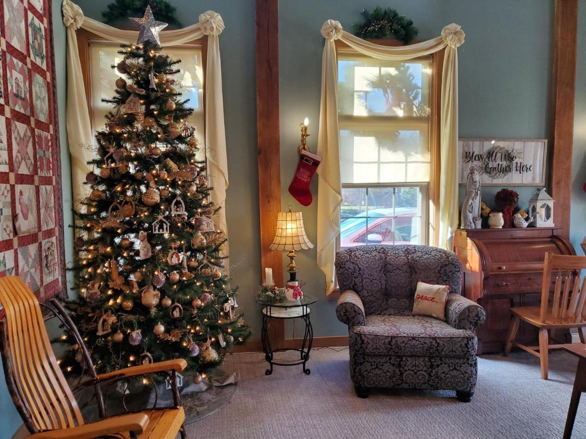 The Barn Inn Bed And Breakfast Millersburg Exterior photo