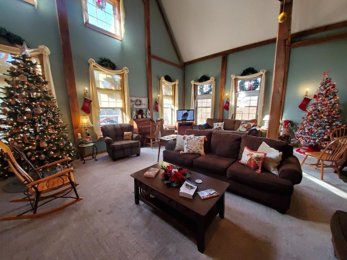 The Barn Inn Bed And Breakfast Millersburg Exterior photo